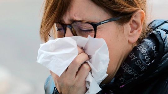 Gripe, Neumonía y Covid-19: guía de síntomas del PAMI y claves para prevenir infecciones respiratorias