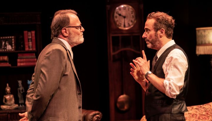 "La última sesión de Freud" regresa al teatro con Luis Machín y Javier Lorenzo para su despedida definitiva