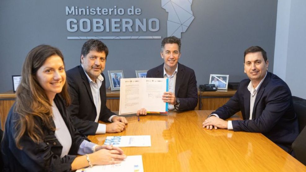 Manuel Calvo, José Gualdoni, Gabriel Suárez Fossaceca y Carla Tassile.