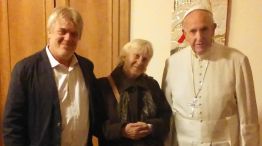 Gustavo Vera, su madre y el Papa Francisco