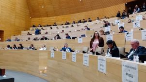 Sesión: El PJ habló de la crisis del PAMI y la oposición le apuntó al Apross