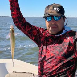 La última quincena de abril ofrece buenos resultados de pesca, aunque el clima no ayuda.