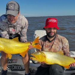 La última quincena de abril ofrece buenos resultados de pesca, aunque el clima no ayuda.
