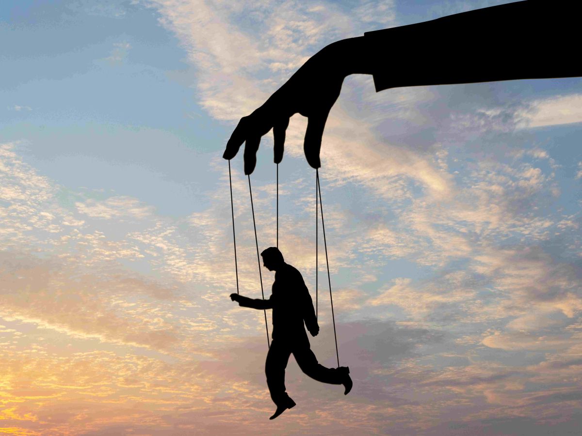 Lidera tu vida: El peligro de la estupidez