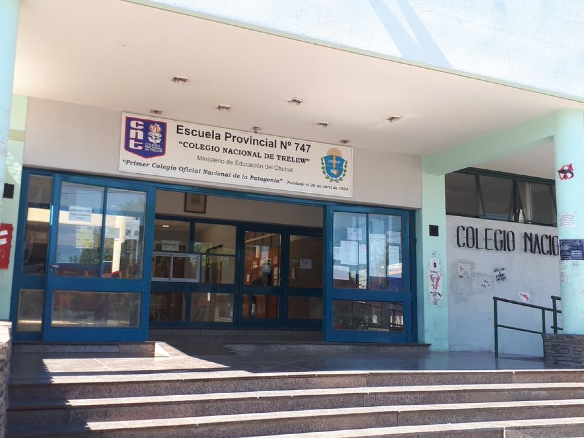 María Pentucci, Directora escuela nacional Nº 747 de Trelew: "Esto no es una broma, es una amenaza de vida y no la podemos permitir" 