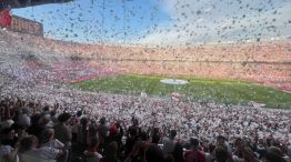 Recibimiento de la hinchada de River