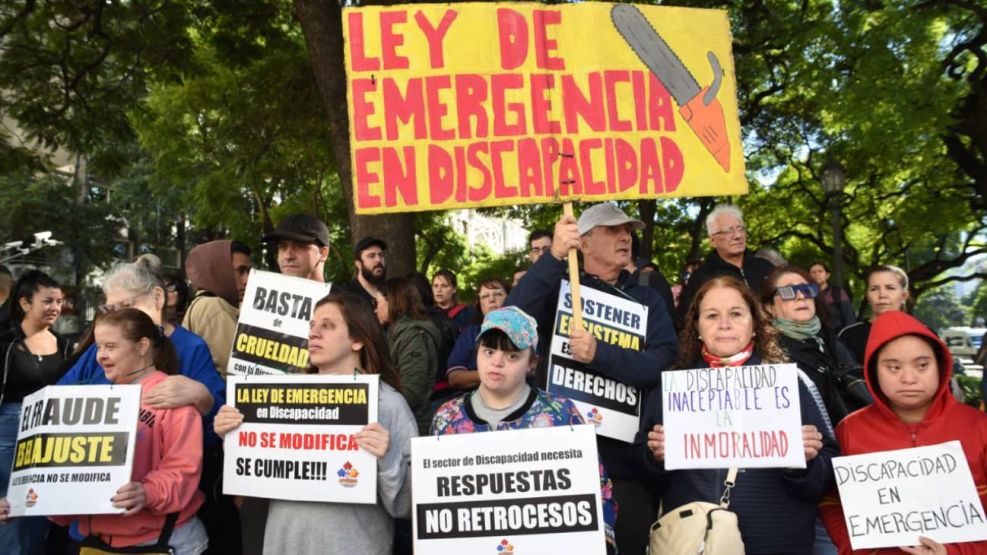 Marcha contra el proyecto de ley de Discapacidad 22042026