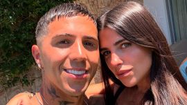 Así es el espectacular jardín de Valu Cervantes y Enzo Fernández: horno pizzero, deco monocromática y lujo