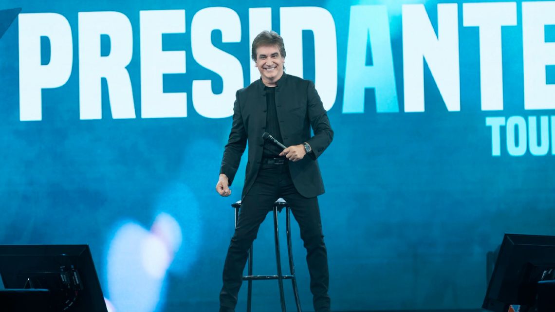 Dante Gebel avanza en su candidatura presidencial para 2027