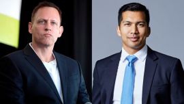 Peter Thiel y Arón D’Souza: transhumanismo y juicios a periodistas en tribunales formados por chips