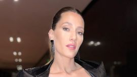 Minimalista y total blue: el look de Mica Viciconte en la fiesta de 15 de Allegra Cubero