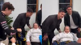 Paredes y Merentiel con la abuela de Colapinto