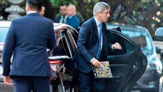 Por el menor crecimiento, bajará la recaudación $ 2,5 B