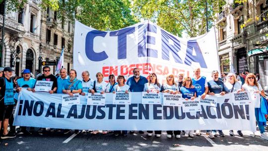 El derecho a la educación, en riesgo