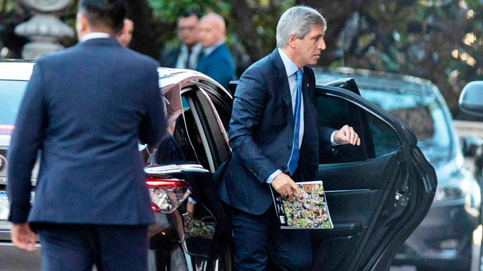 260426_luis_toto_caputo_xinhua_g