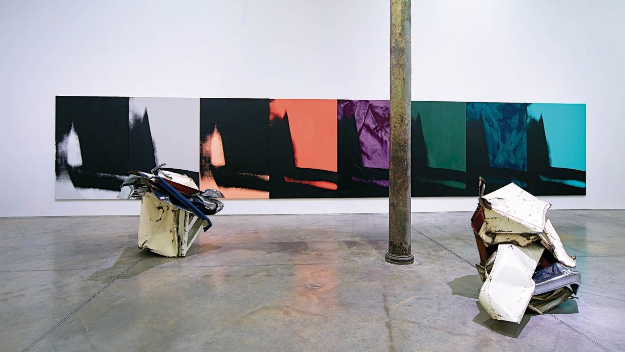 Obras de Andy Warhol y Jhon Chamberlain. | Foto:Gentileza Proa