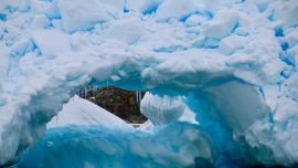 Detectaron misteriosas señales de rayos cósmicos en el hielo de la Antártida: la hipótesis de los especialistas