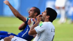 La mordida de Luis Suárez a Chiellini