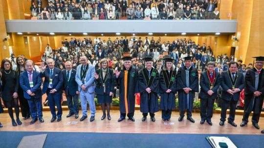 Reconocen a Antonio María Hernández con un Doctorado Honoris Causa
