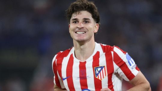 Atlético de Madrid blindó a Julián Álvarez ante el interés de los grandes de Europa