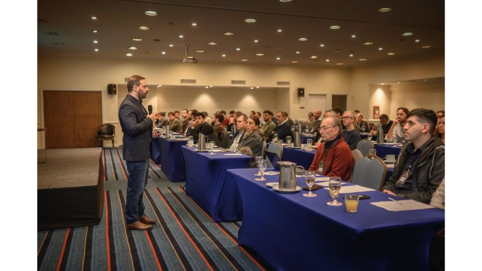 ¿Cómo cambió la competencia en la internacionalización de empresas de servicios B2B?