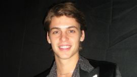 Lejos de la moda, el exitoso nuevo proyecto de Benicio, el hijo de Valeria Mazza