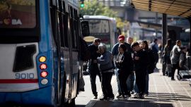 Cumbre clave por los colectivos del AMBA: el sector exige el pago de una deuda millonaria para no cortar el servicio