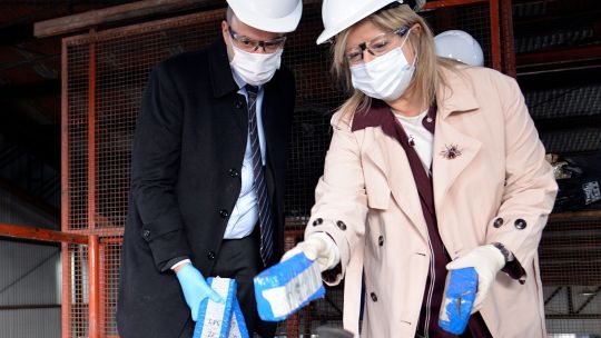 Adorni quemó droga: aparición antes de comparecer en el Congreso