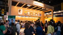 Stand del Centro Cultural Coreano en la 50 edición de la Feria Internacional del Libro de Buenos Aires