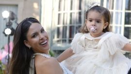 Los looks urbanos y combinados de Sarah Burlando y Barby Franco: black and white y botas