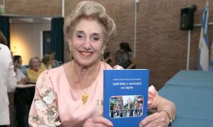 La docente universitaria Marta Elena Pena de Matsushita será condecorada en Japón. 