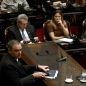 El oficialismo quiere “pisarle” la sesión de hoy a la oposición para blindar a Adorni