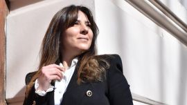 La abogada que defiende a su gente las 24 horas