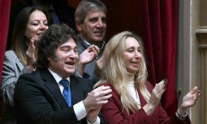 Javier y Karina Milei en el Congreso