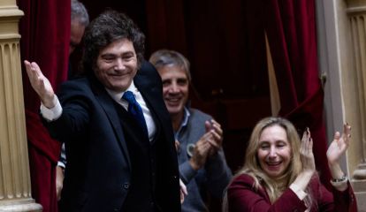 Javier y Karina Milei en el Congreso