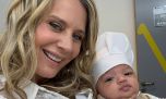 El tierno look invernal de Isidro, el hijo de Rocío Marengo y Eduardo Fort: conjunto monocromático y peluche