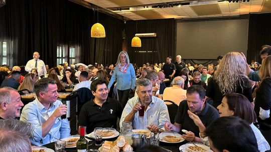 Día del Trabajador: Juez y Bornoroni compartieron locro en el Botánico