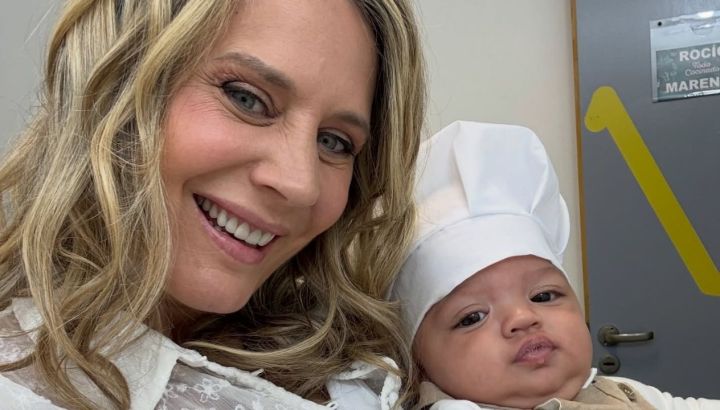 El tierno día de campo de Rocío Marengo y su hijo Isidro: amigas, naturaleza y un look adorable