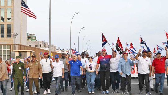 Trump presiona a Cuba y afirma que tomará la isla “casi de inmediato”