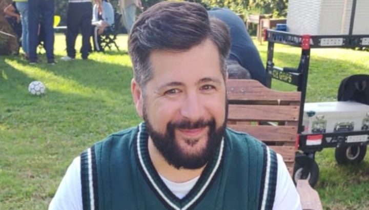 La verdadera vida de Adrián Lakerman, Fermín de "Envidiosa": investigador, escritor y emprendedor contra viento y marea