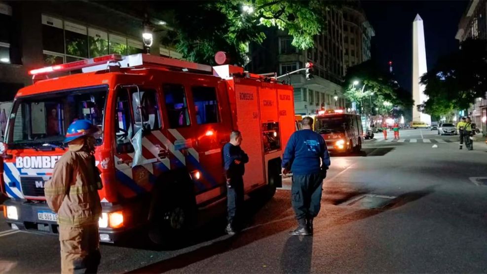 Fuego y evacuación masiva en un hotel 03052026