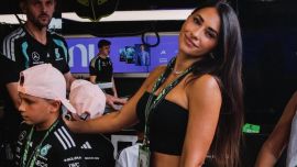 El accesorio de lujo con el que Antonela Roccuzzo elevó su look clasico en la F1