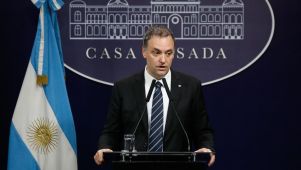 Manuel Adorni dijo que el cierre de la Sala de Prensa de Casa Rosada fue por "una falta grave a la seguridad"