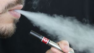 Fumar_cigarrillo_electronico