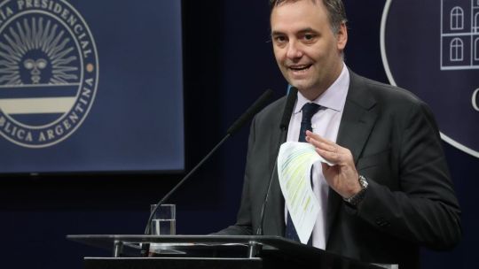 Adorni denies censorship after Casa Rosada curbs on press access