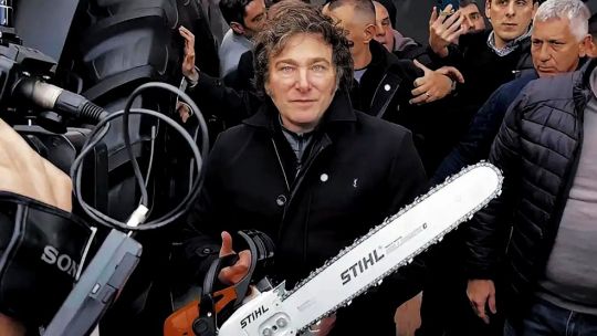 Milei’s ‘chainsaw’ slashes energy subsidies for three million households