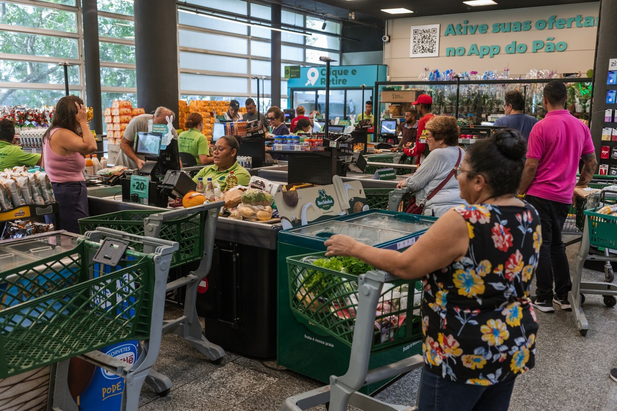 Brazilian Retailer GPA Raises $142 Million in Share Offering