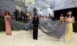 Valeria Gómez, la modelo argentina que desfiló con Madonna en la Met Gala: "Me sorprendió lo cálida y humana que es"