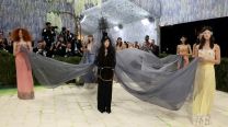 Valeria Gómez, la modelo argentina que desfiló con Madonna en la Met Gala: "Me sorprendió lo cálida y humana que es"