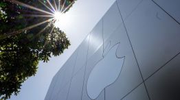 Apple Ahead Of Earnings Figures